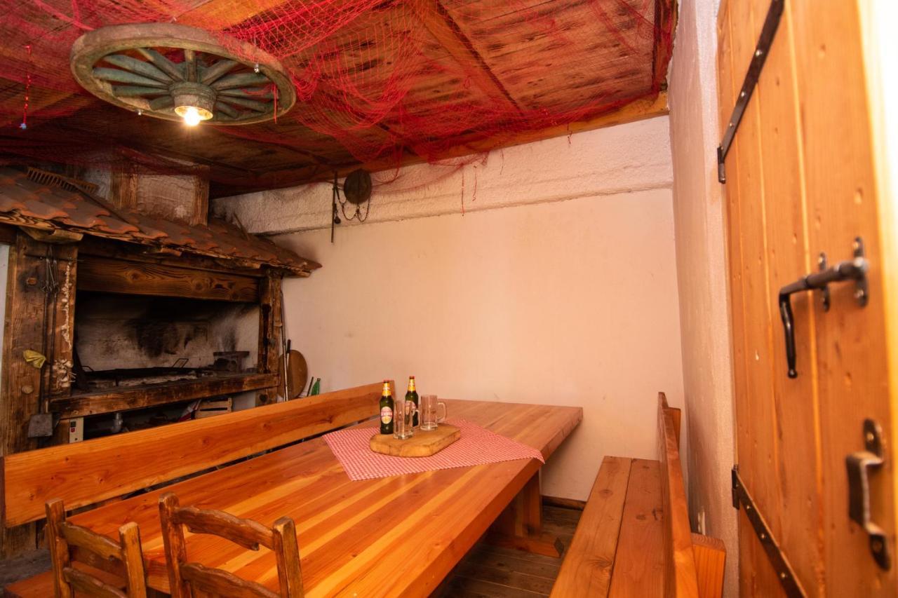 Apartmani Ivana Kaštela エクステリア 写真