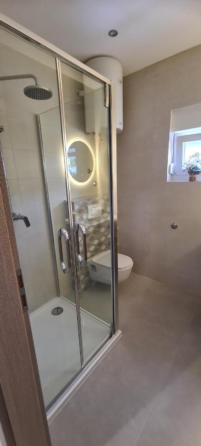 Apartmani Ivana Kaštela エクステリア 写真